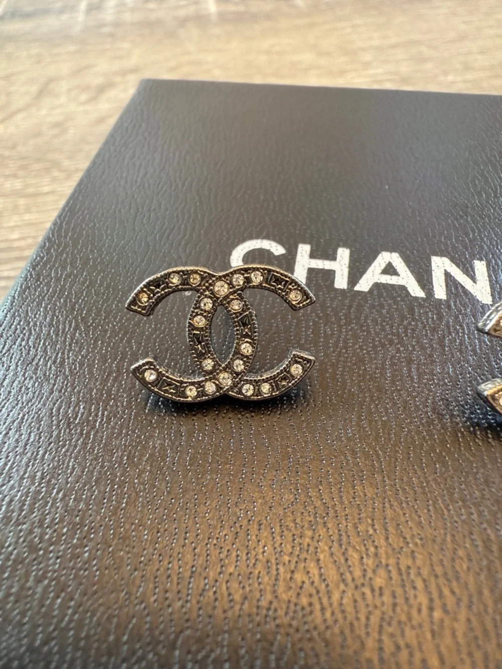 CHANEL CC Stud Earrings Silver Metal Black & Crystal Pre-Fall 2014